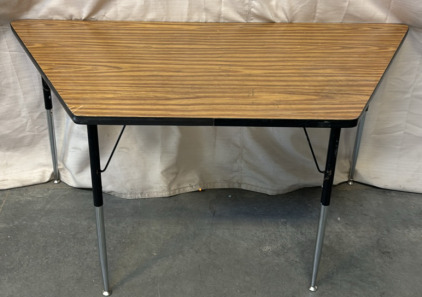 School Trapezoid Table / 26.5&rdquo; L x 58&rdquo; W x 29&rdquo; H