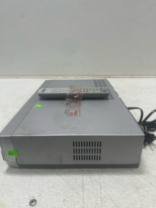 (1) Sony SLV-D261P VCR/DVD Player.