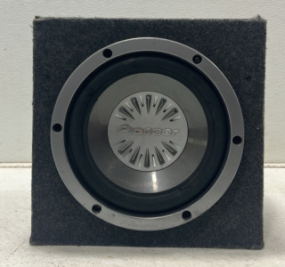 (1) Pioneer 10&rdquo; Subwoofer in Sub Box