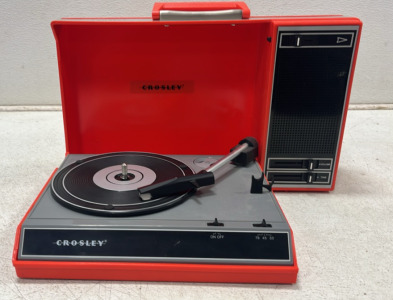 (1) Crosley Portable Record Player