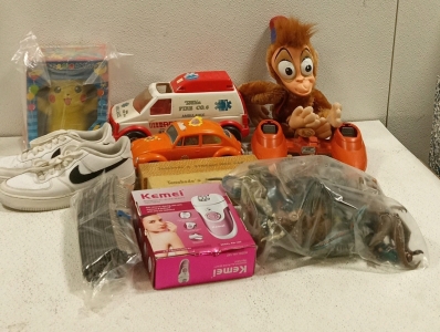 (1) Large Lot of Vintage Kid's Toys, (1) Pair of Size 7Y Nike Air Force 1 Shoes, (1) Kemei Beauty Treatment Machine