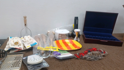Kitchenware class cup. Plate. Kitchen timer. Witches brew. Veggetti & more.