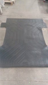 Mat For Truck's Bed. (blk)