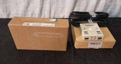 (1) Ubiquiti UniFi Flex Mini 5-Port PoE Switch & (1) USB Sharing Switch