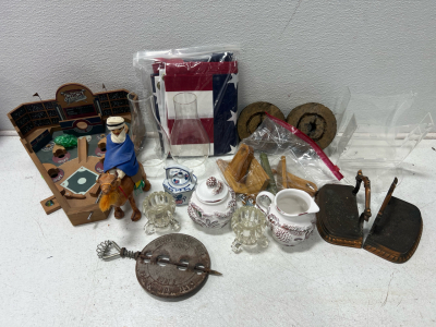 Assorted home decor