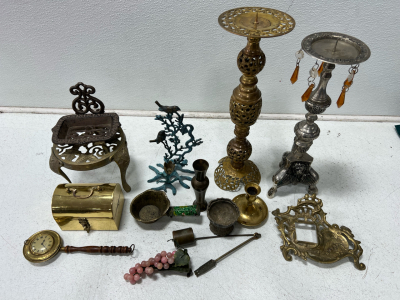 Assorted Metal decor