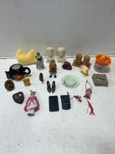 Assorted trinkets and home decor