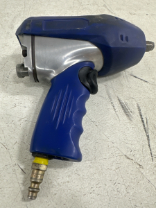 (1) Kobalt Impact Gun
