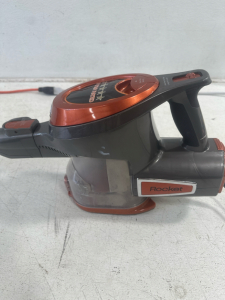 (1) Shark Rocket Handheld Vaccum