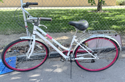 (1) 26&rdquo; White & Red Schwinn Bike