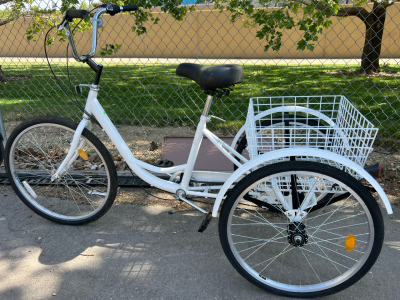 26in white tri-cycle unbranded