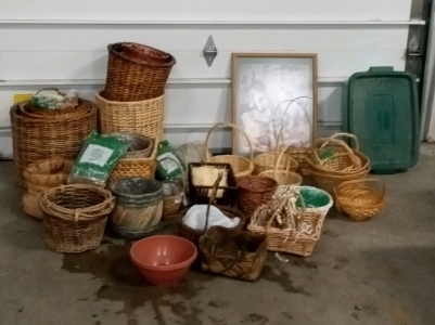 (1) Large Assortment of Wicker Baskets, (1) Cat painting, and (1) Rubbermaid Bin