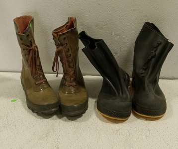 (2) Pairs of Size 9 Men's Boots