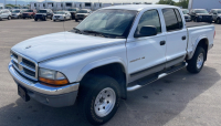 2001 Dodge Dakota - 4x4 - Tow Package!