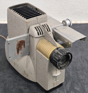 Vintage TDC Selectron Semimatic Streamliner 500 Slide Projector / +$100 Value!