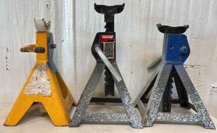 (3) Jackstands