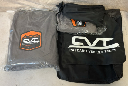 Cascadia Vehicle Tent w/ Bag