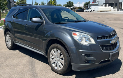 2010 CHEVROLET EQUINOX - AWD!