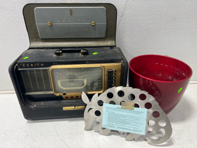 Wave magnet radio, pot, pepper griller