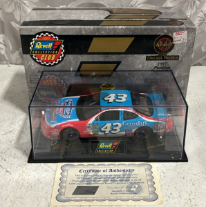 1997 Pontiac Grand Prix 20th Anniversary Revell Collection Die Cast Car