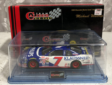 Team Caliber Limited Edition Collectible 1999 Michael Waltrip Chevrolet Monte Carlo Die Cast