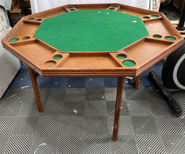 8 Player Portable Poker Table With Green Carpeted Top 4&rsquo;x4&rsquo;x30&rdquo;