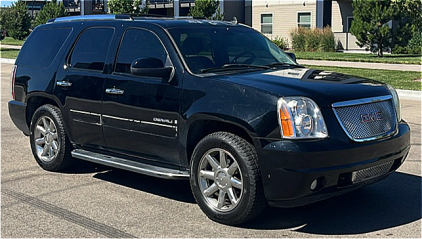 2007 GMC YUKON DENALI - 4X4!