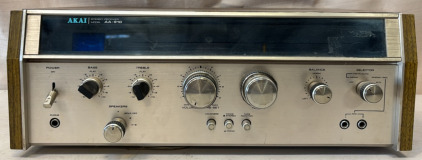 Vintage Akai AA-910 Stereo Receiver
