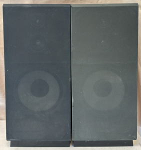 (2) Sears LXI Series Speakers