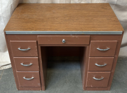 Vintage Wooden Desk / 22&rdquo; L x 38&rdquo; W x 30&rdquo; H