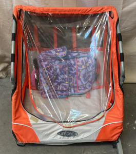 InStep Bike Trailer & Kid&rsquo;s Backpack / 30&rdquo; L x 26&rdquo; W x 30&rdquo; H
