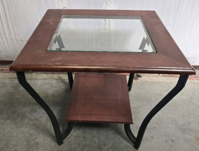 Beautiful Wood End Table w/Glass Top