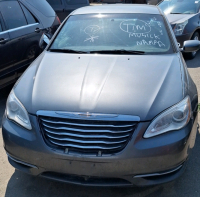 BANK REPO - 2013 CHRYSLER 200 - AWD! - 2