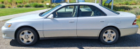 2000 LEXUS ES - LEATHER INTERIOR - 3