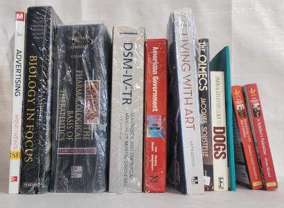 Amazon Book Lot- Including Biology In Focus, Living With Art, DSM-IV-TR, And More!