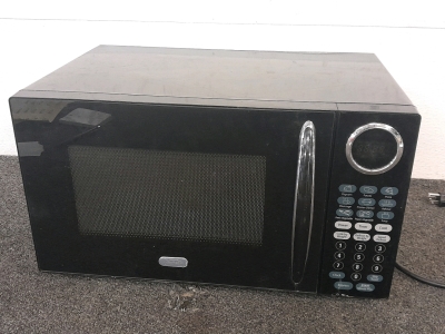 Sunbeam Medium Sized Microwave