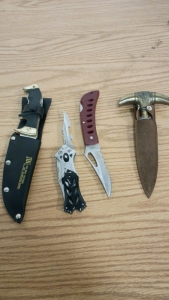 4) Knives/Daggers, Push Dagger, Folding Knives 8.5"-11"