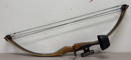 Browning Cobra Compound Bow, 60 lbs Draw Weight, Serial F1A 6181