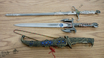 3) Fantasy Swords/Knives 12"-21"- Custer's Last Stand Fighting Knife