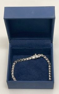 Heart-Shaped Stone Tennis Bracelet with Box Clasp