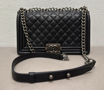 Chanel Boy Bag, Black Calfskin Leather, Made in Italy (Unable To Verify Authenticity)