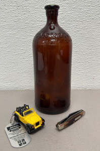 (1) Antique Clorox Bottle, Old Timer 108OT Folding Pocket Knife, 3 Blades, Delrin Handle