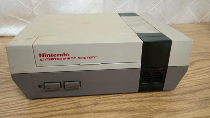 Original Nintendo NES 1985