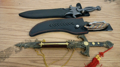 3) Fantasy Knives/Daggers 15-18"-Neptune Dagger