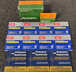 Mixed Primers: CCI 300 Large Pistol, No. 9-1/2M Magnum Rifle Primers, and Magtech No. 2-1/2 Large Pistol and Revolver Primers