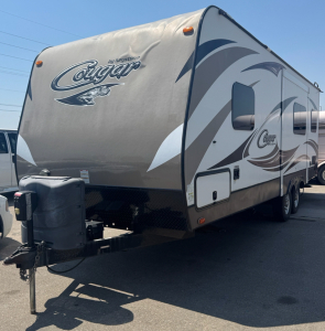 2015 KEYSTONE COUGAR CAMP TRAILER