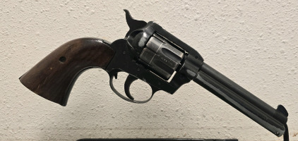 R&ouml;hm GmbH RG 10 Revolver, .22 LR Caliber, Serial: 079087, Includes Holster