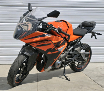 2022 KTM RC390