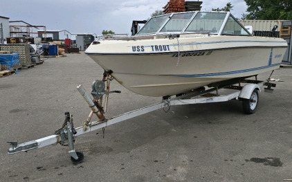 1985 MONARCH INVADER BOAT AND TRAILER