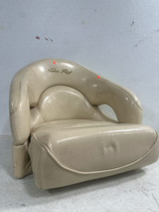 (1) Sea Ray Boat Chair